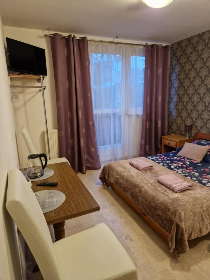Zajazd Lesny Tuszyn Bagian luar foto
