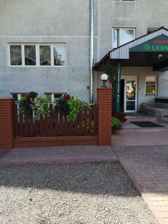 Zajazd Lesny Tuszyn Bagian luar foto