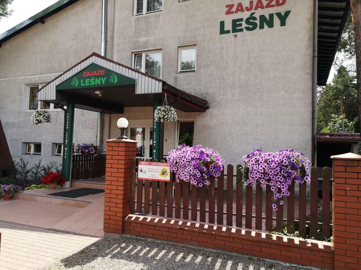 Zajazd Lesny Tuszyn Bagian luar foto
